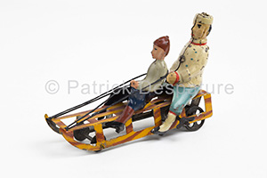 Mes jouets sports d'hiver, Patrick Despartures Collection, Sitzende Rodler